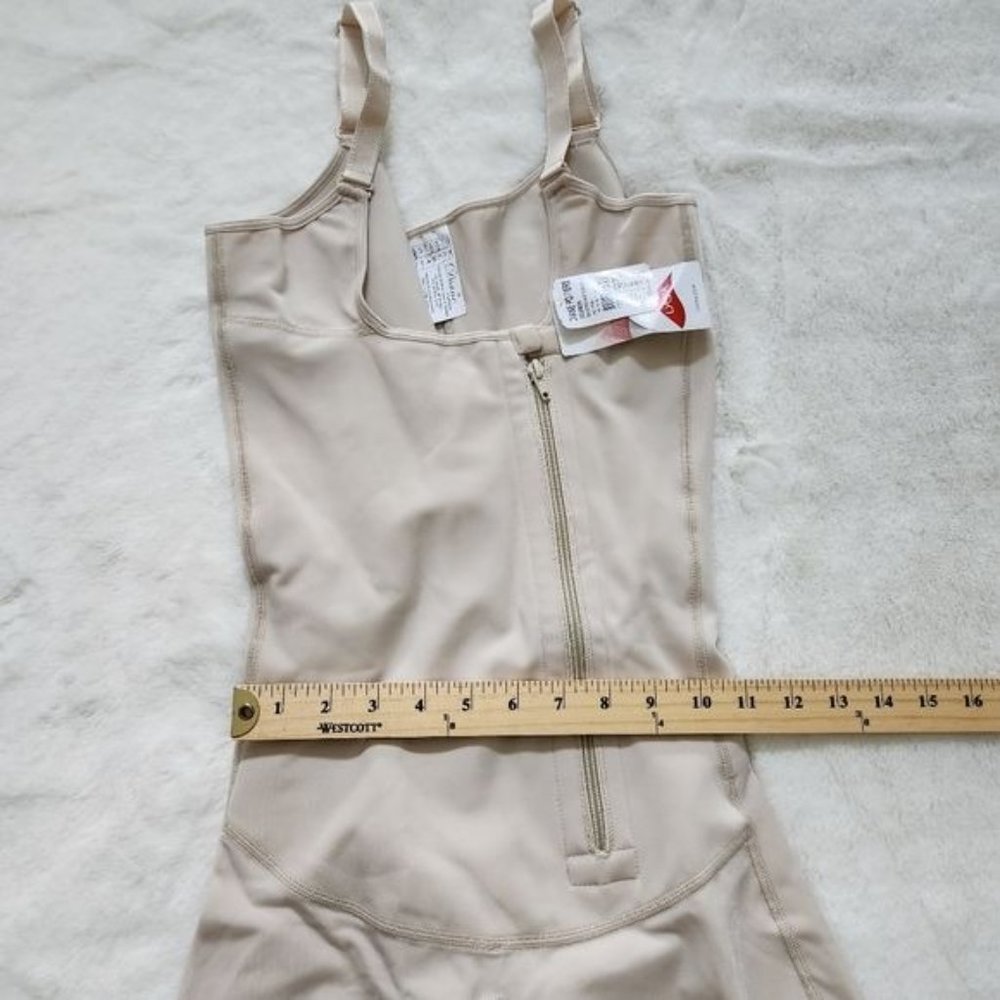 Diane Shapewear Microlatex Short Size 38 - Picture 8 of 16